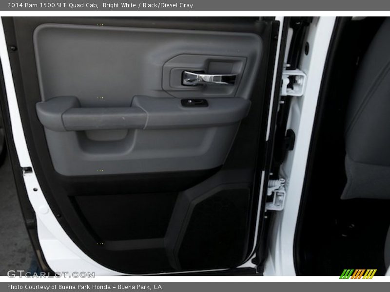 Bright White / Black/Diesel Gray 2014 Ram 1500 SLT Quad Cab