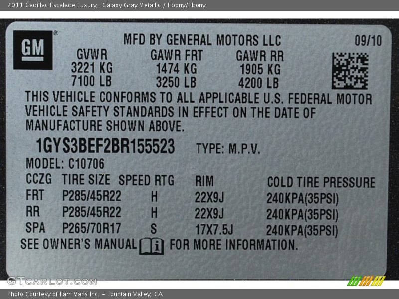 Galaxy Gray Metallic / Ebony/Ebony 2011 Cadillac Escalade Luxury