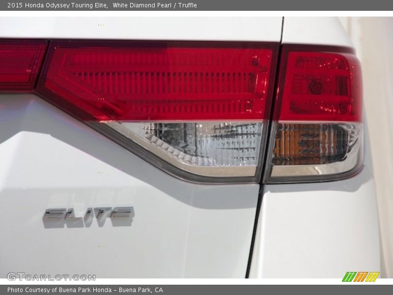 White Diamond Pearl / Truffle 2015 Honda Odyssey Touring Elite