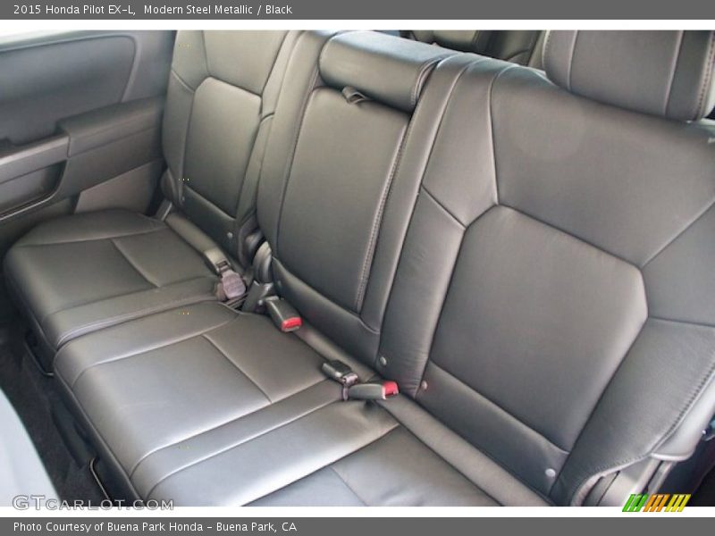 Modern Steel Metallic / Black 2015 Honda Pilot EX-L