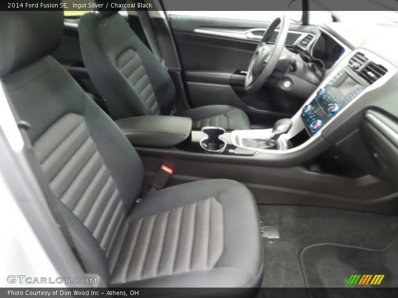 Ingot Silver / Charcoal Black 2014 Ford Fusion SE