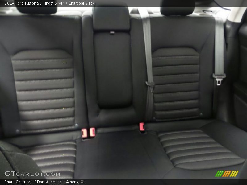 Ingot Silver / Charcoal Black 2014 Ford Fusion SE