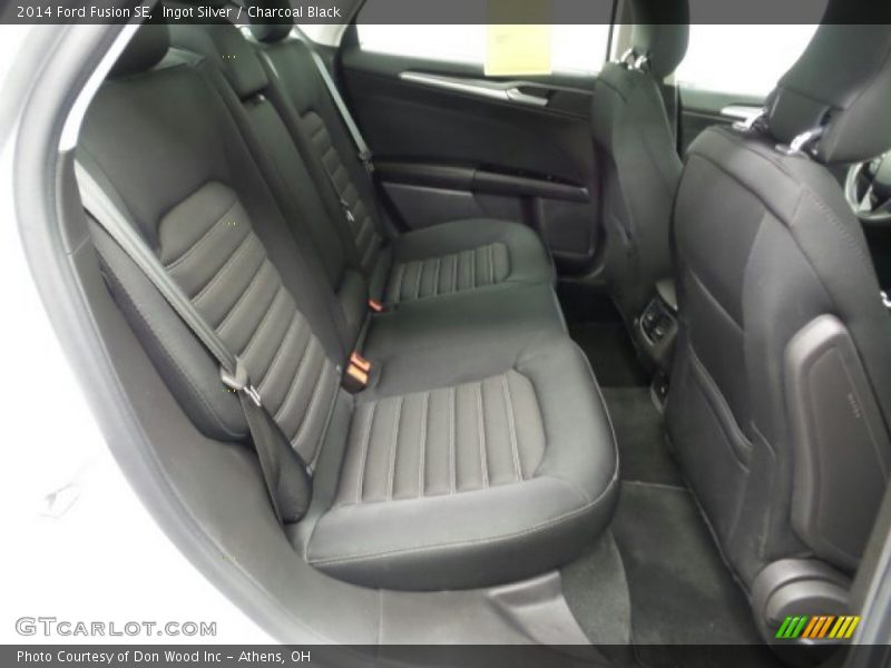 Ingot Silver / Charcoal Black 2014 Ford Fusion SE