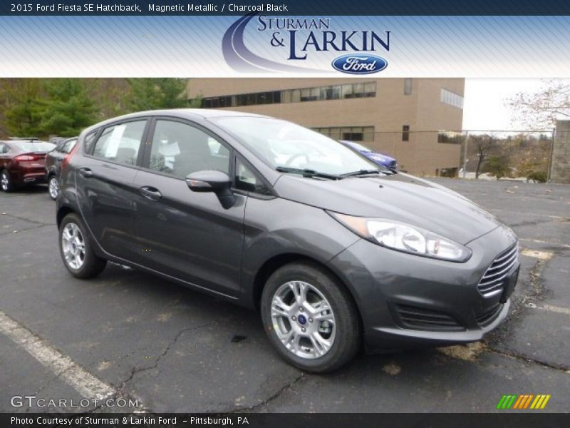Magnetic Metallic / Charcoal Black 2015 Ford Fiesta SE Hatchback