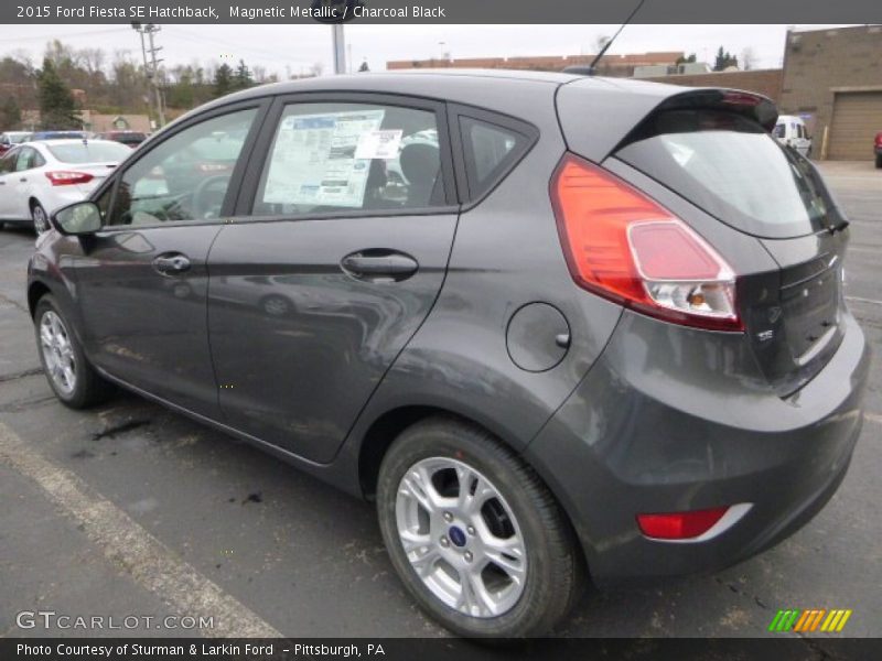Magnetic Metallic / Charcoal Black 2015 Ford Fiesta SE Hatchback