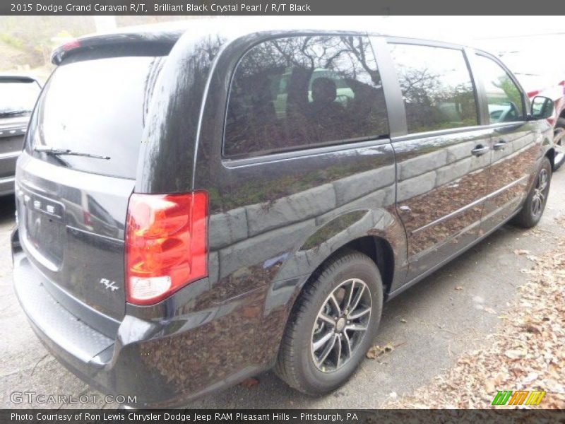 Brilliant Black Crystal Pearl / R/T Black 2015 Dodge Grand Caravan R/T