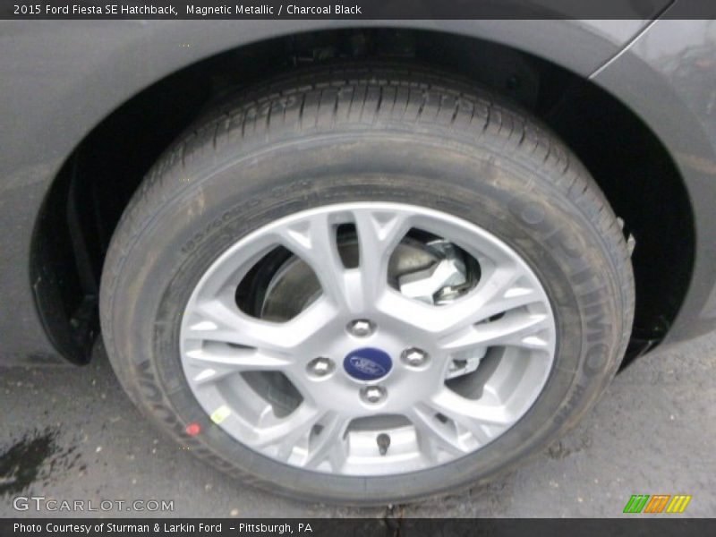 Magnetic Metallic / Charcoal Black 2015 Ford Fiesta SE Hatchback