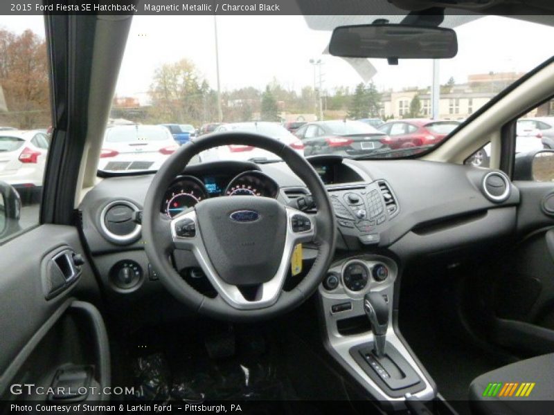Magnetic Metallic / Charcoal Black 2015 Ford Fiesta SE Hatchback