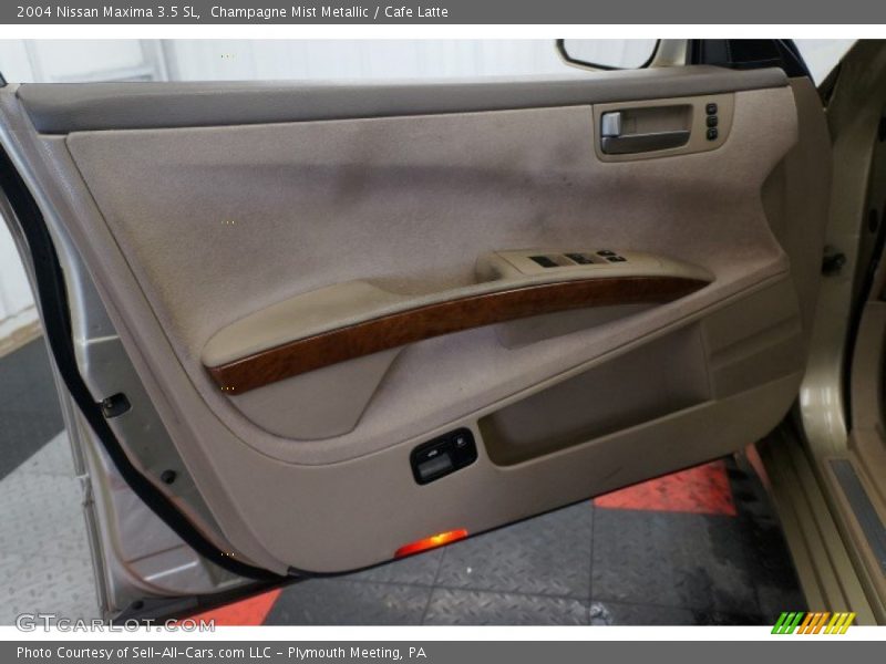 Champagne Mist Metallic / Cafe Latte 2004 Nissan Maxima 3.5 SL