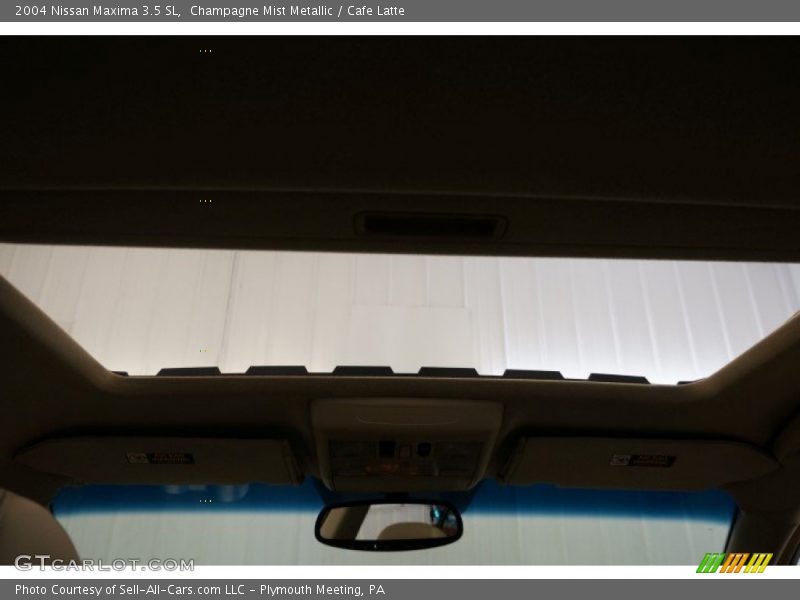 Champagne Mist Metallic / Cafe Latte 2004 Nissan Maxima 3.5 SL