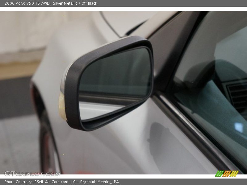 Silver Metallic / Off Black 2006 Volvo V50 T5 AWD