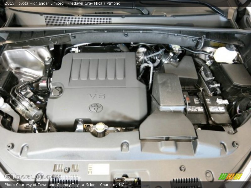 Predawn Gray Mica / Almond 2015 Toyota Highlander Limited