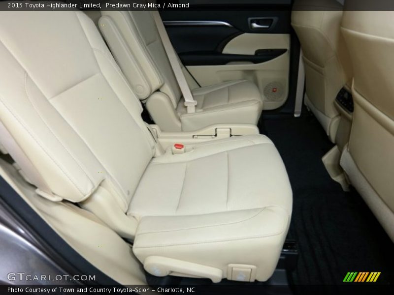 Predawn Gray Mica / Almond 2015 Toyota Highlander Limited