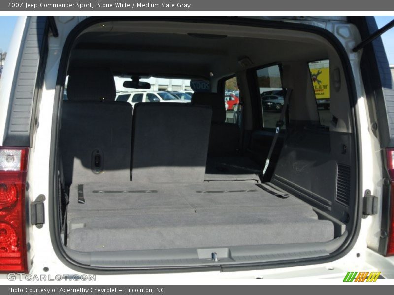 Stone White / Medium Slate Gray 2007 Jeep Commander Sport