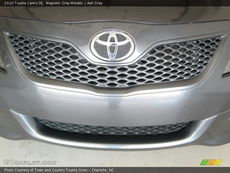 Magnetic Gray Metallic / Ash Gray 2010 Toyota Camry SE