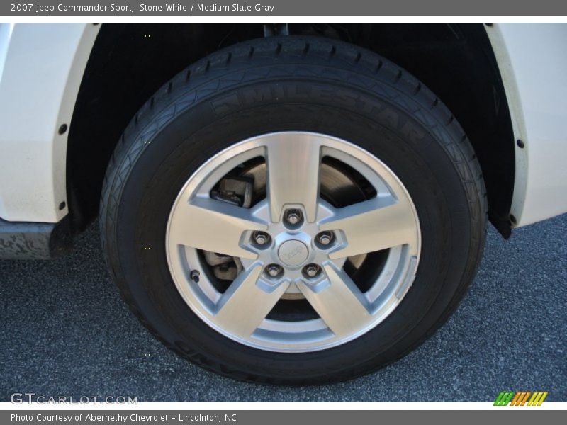 Stone White / Medium Slate Gray 2007 Jeep Commander Sport