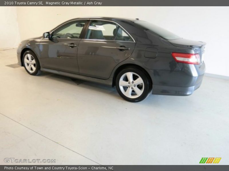 Magnetic Gray Metallic / Ash Gray 2010 Toyota Camry SE
