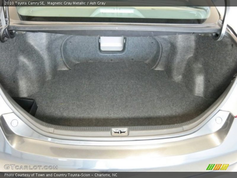 Magnetic Gray Metallic / Ash Gray 2010 Toyota Camry SE