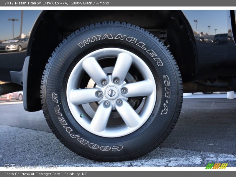  2012 Titan SV Crew Cab 4x4 Wheel