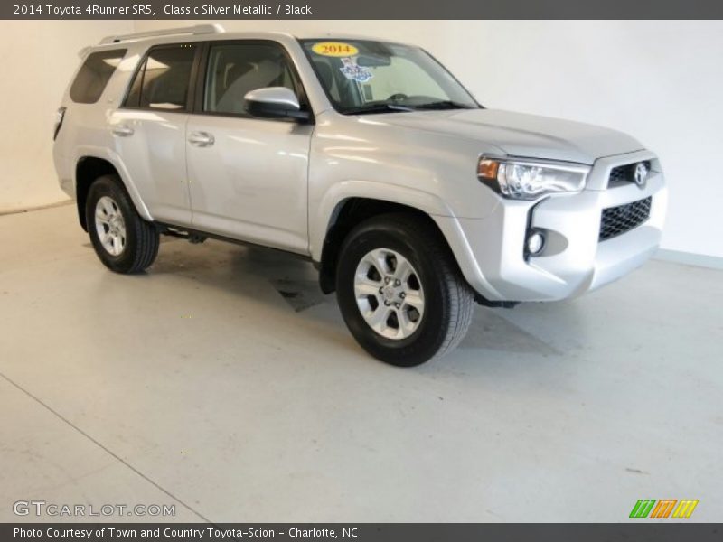 Classic Silver Metallic / Black 2014 Toyota 4Runner SR5