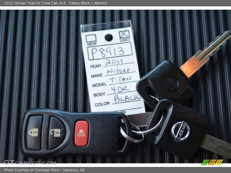 Keys of 2012 Titan SV Crew Cab 4x4