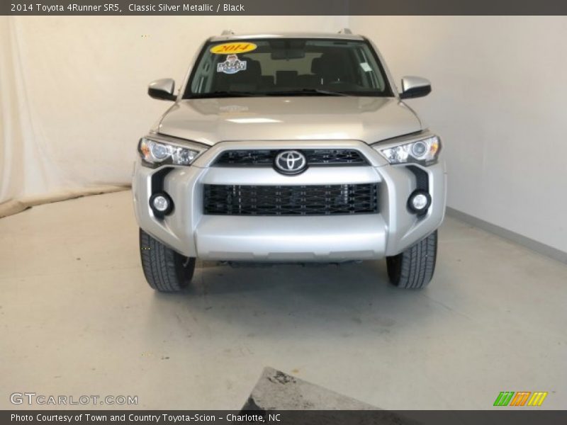 Classic Silver Metallic / Black 2014 Toyota 4Runner SR5