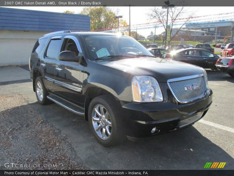 Onyx Black / Ebony Black 2007 GMC Yukon Denali AWD