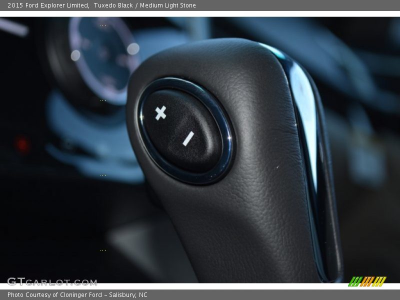  2015 Explorer Limited 6 Speed Automatic Shifter
