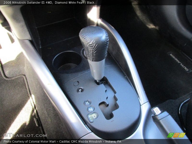 Diamond White Pearl / Black 2008 Mitsubishi Outlander ES 4WD