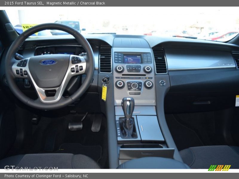 Magnetic Metallic / Charcoal Black 2015 Ford Taurus SEL