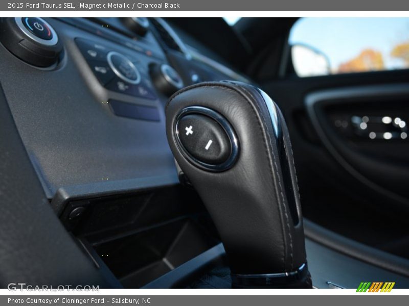 Magnetic Metallic / Charcoal Black 2015 Ford Taurus SEL