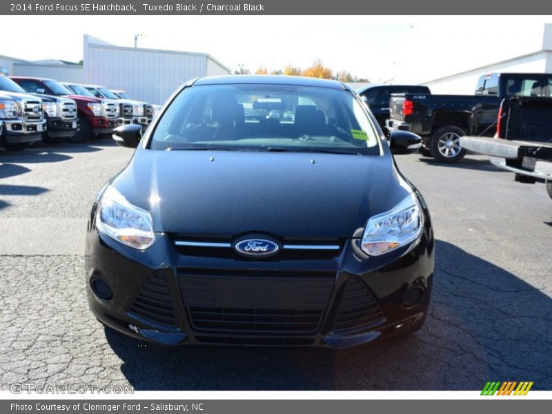 Tuxedo Black / Charcoal Black 2014 Ford Focus SE Hatchback