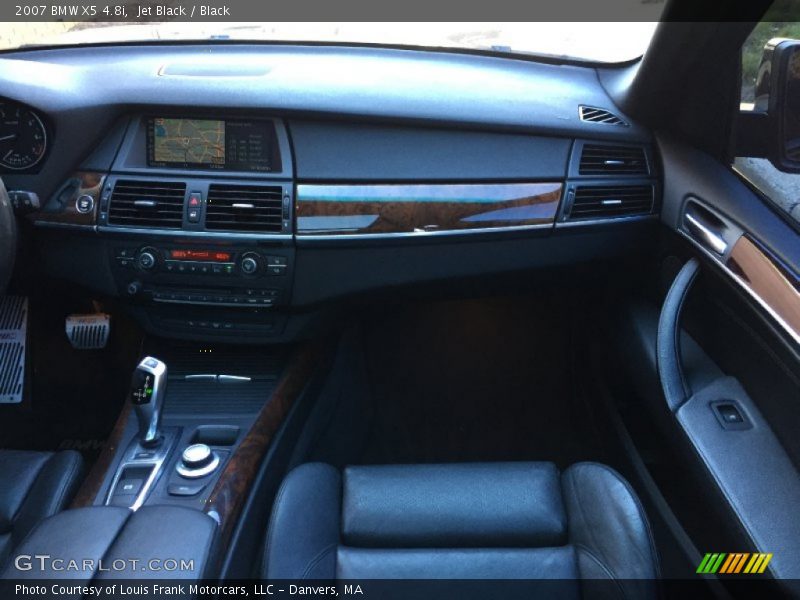 Dashboard of 2007 X5 4.8i