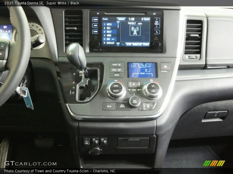 Controls of 2015 Sienna SE