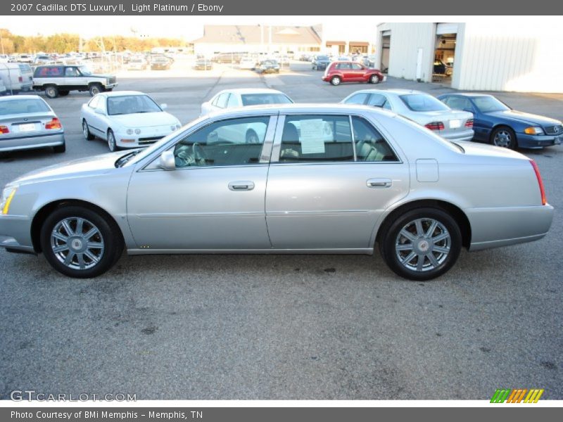 Light Platinum / Ebony 2007 Cadillac DTS Luxury II