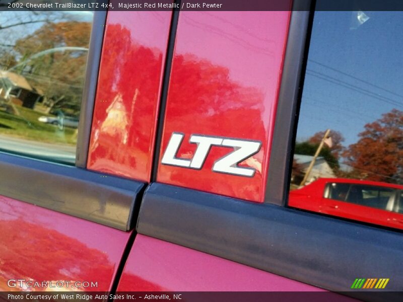 Majestic Red Metallic / Dark Pewter 2002 Chevrolet TrailBlazer LTZ 4x4