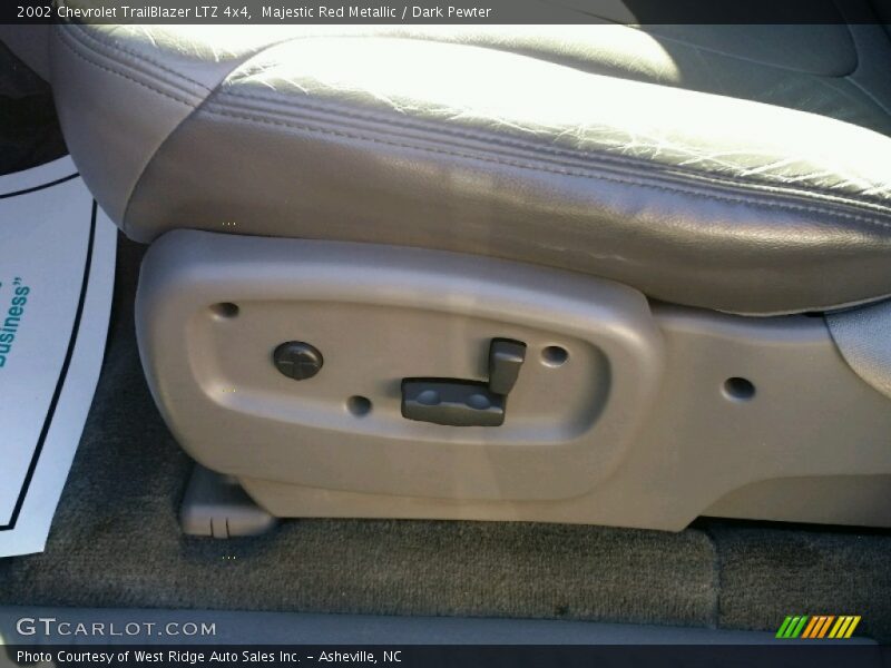 Majestic Red Metallic / Dark Pewter 2002 Chevrolet TrailBlazer LTZ 4x4