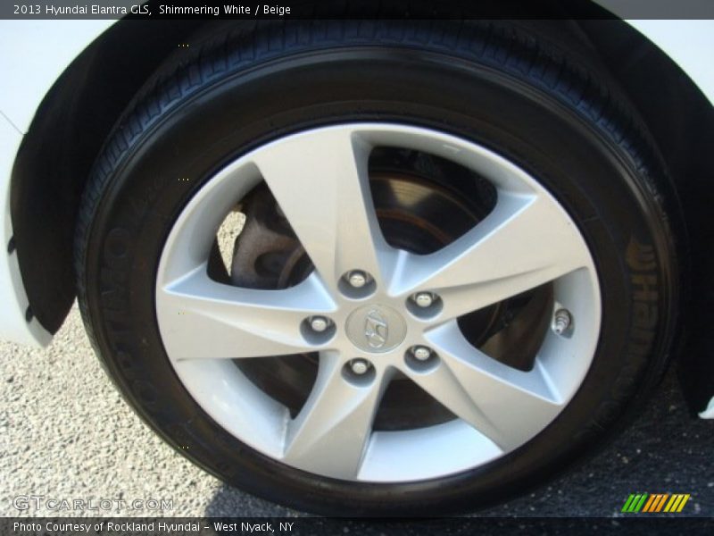 Shimmering White / Beige 2013 Hyundai Elantra GLS