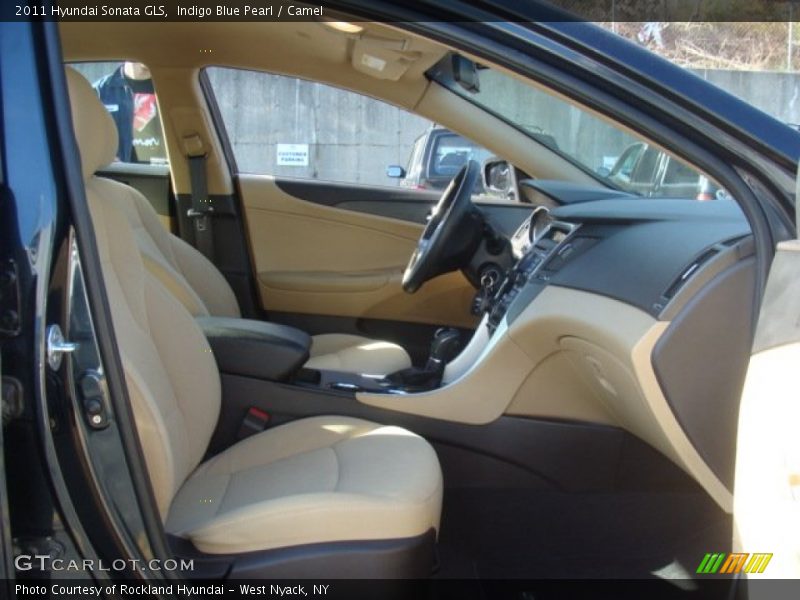 Indigo Blue Pearl / Camel 2011 Hyundai Sonata GLS