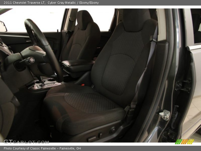 Cyber Gray Metallic / Ebony/Ebony 2011 Chevrolet Traverse LT