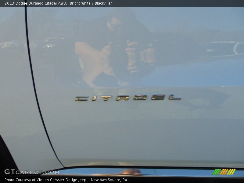 Bright White / Black/Tan 2013 Dodge Durango Citadel AWD