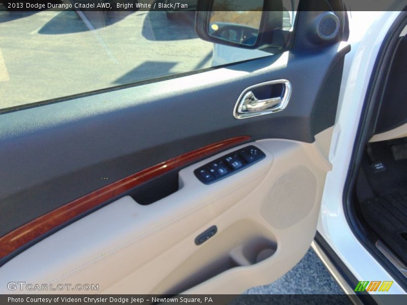 Bright White / Black/Tan 2013 Dodge Durango Citadel AWD
