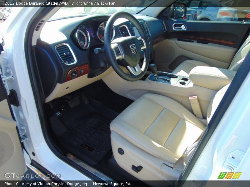 Bright White / Black/Tan 2013 Dodge Durango Citadel AWD