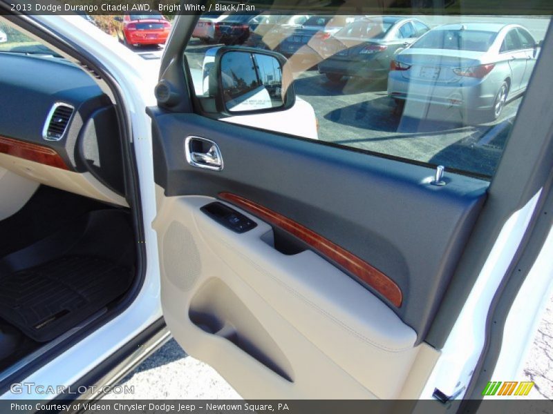 Bright White / Black/Tan 2013 Dodge Durango Citadel AWD
