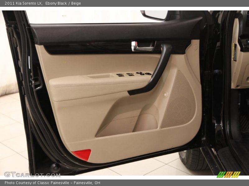 Ebony Black / Beige 2011 Kia Sorento LX