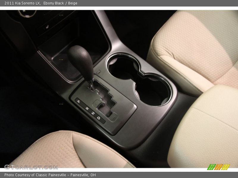 Ebony Black / Beige 2011 Kia Sorento LX