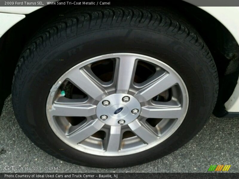 White Sand Tri-Coat Metallic / Camel 2009 Ford Taurus SEL