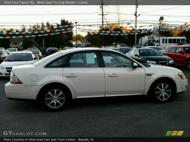  2009 Taurus SEL White Sand Tri-Coat Metallic