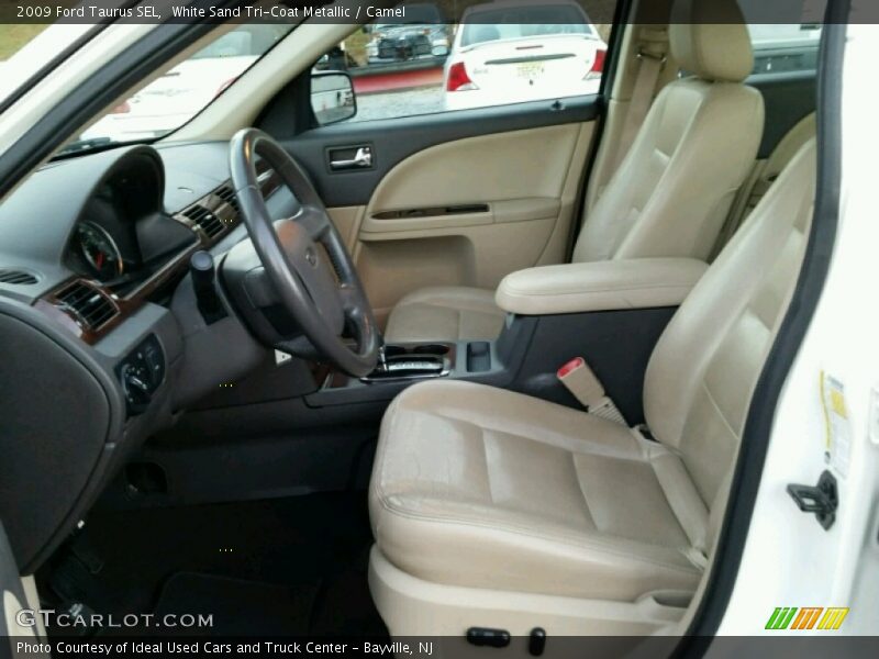 Front Seat of 2009 Taurus SEL