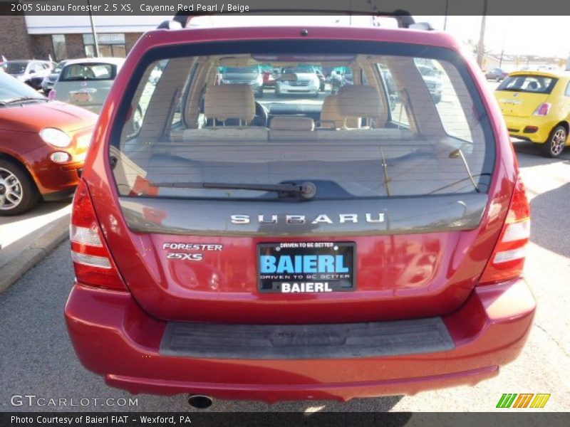 Cayenne Red Pearl / Beige 2005 Subaru Forester 2.5 XS